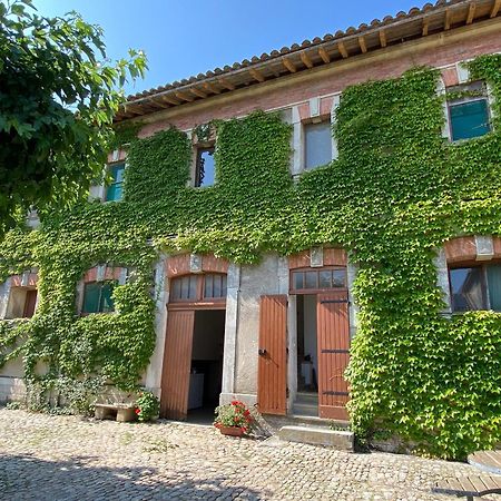 Les Pierrades En Camargue Villa Vauvert Exterior foto