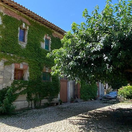 Les Pierrades En Camargue Villa Vauvert Exterior foto